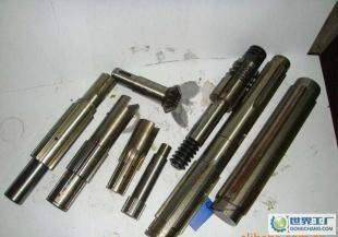 機(jī)械傳動(dòng)配件選購(gòu)指南 鏈輪、齒輪與軸的核心作用與應(yīng)用